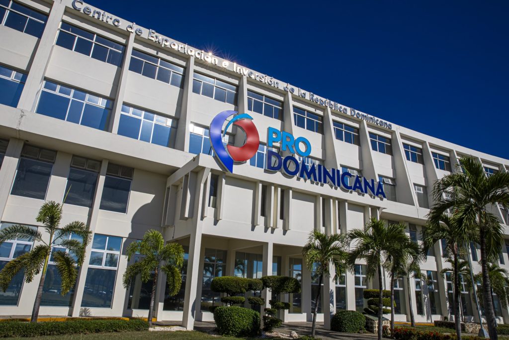 RD reafirma su liderazgo como destino de inversión al captar US$3,276.5 millones en primer semestre de 2026