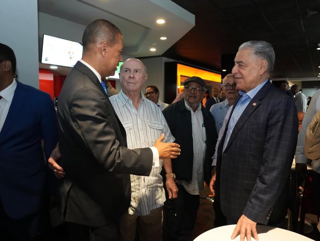 Indotel presenta documental “Soldados de la Democracia”