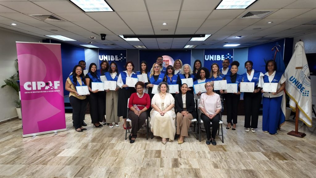 24 comunicadoras y comunicadores se gradúan del Diplomado en Comunicación para el Cambio Social con Perspectiva de Género