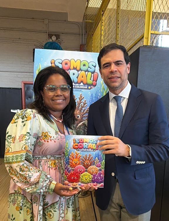 Cineasta dominicana Susibel Espaillat presenta SOMOS CORAL, un libro infantil que promueve la educación ambiental y el cuidado de los océanos