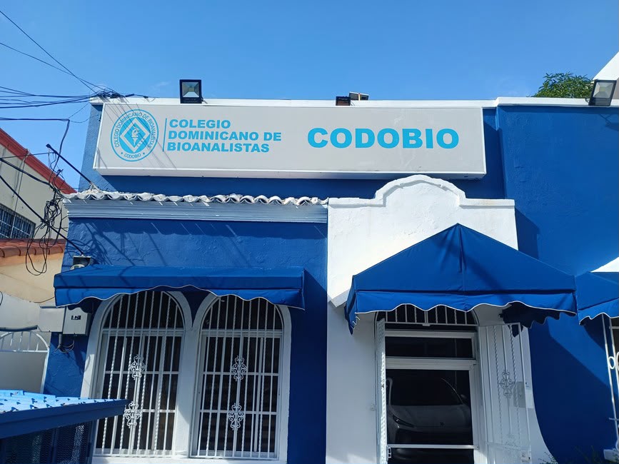 Colegio Dominicano de Bioanalistas expresa preocupación por cambios en horarios laborales dispuestos por el SNS