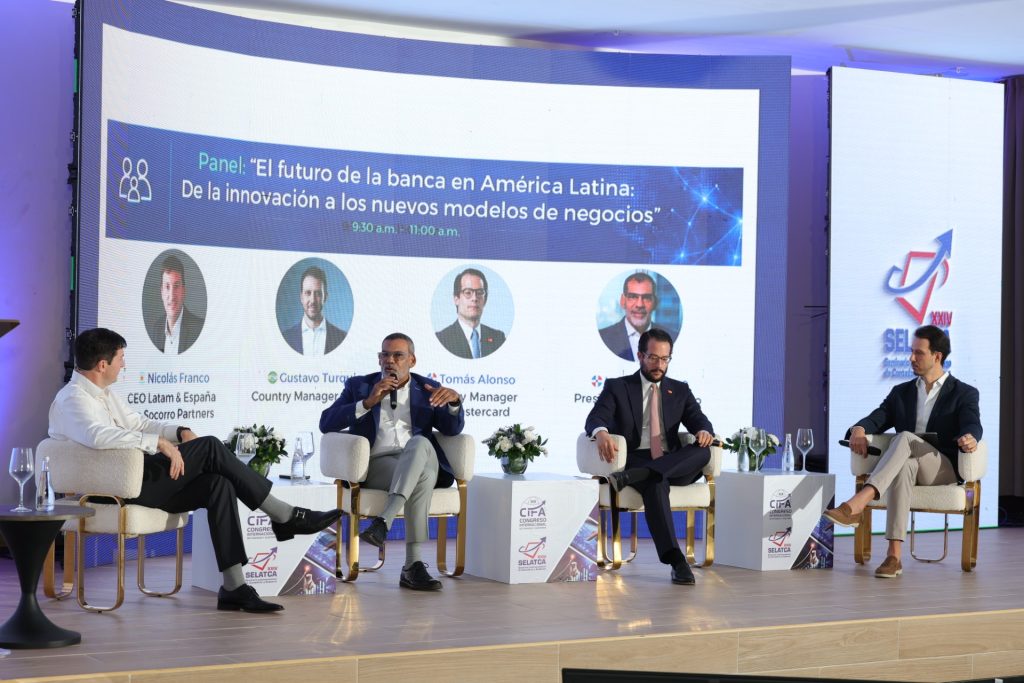 Resaltan madurez de transformación digital del sistema financiero en RD