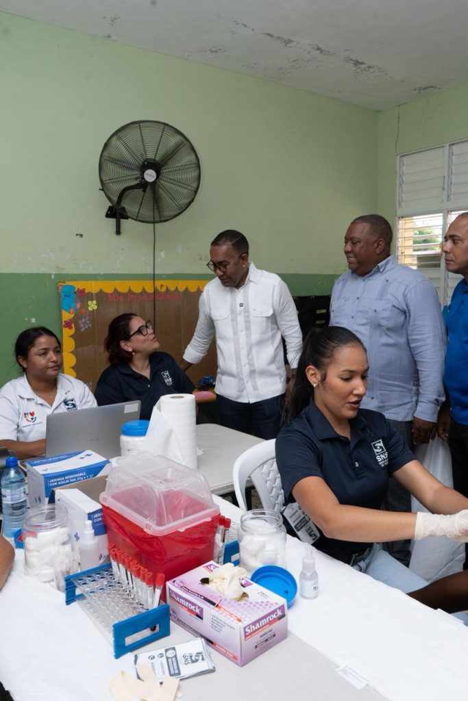 Víctor Pichardo y CONAPE encabezan jornada integral de atención en Sabana Grande de Boyá