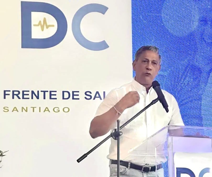 Robinson Díaz destaca respaldo del sector salud de Santiago a David Collado rumbo al 2028