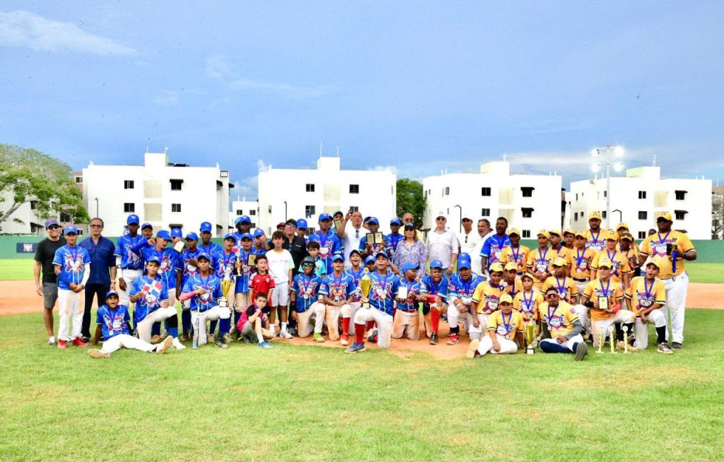 Academia Los Vecinitos de Ciudad Juan Bosch se corona campeón de la Copa Macarrulla 2026 Copa Macarrulla 2026
