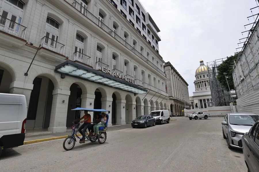 Cuba autoriza la creación de empresas privadas de más de 100 trabajadores Cuba