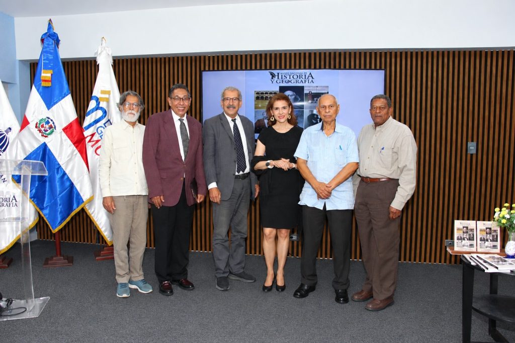 Museo Nacional de Historia y Geografía pone en circulación “Conferencias”