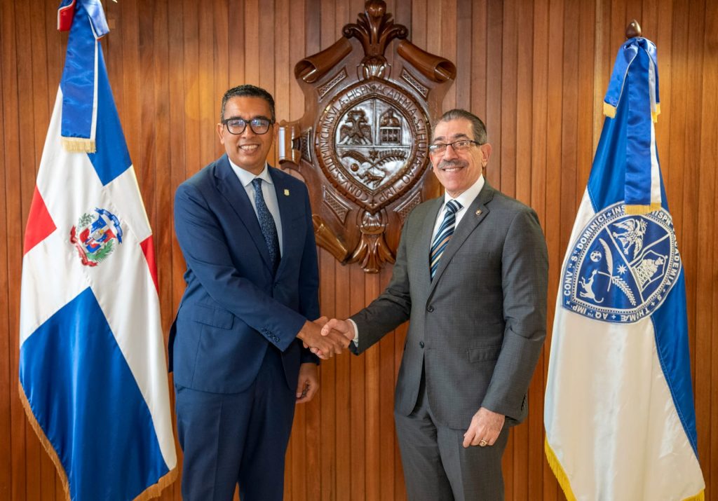 UASD y senador de Bahoruco