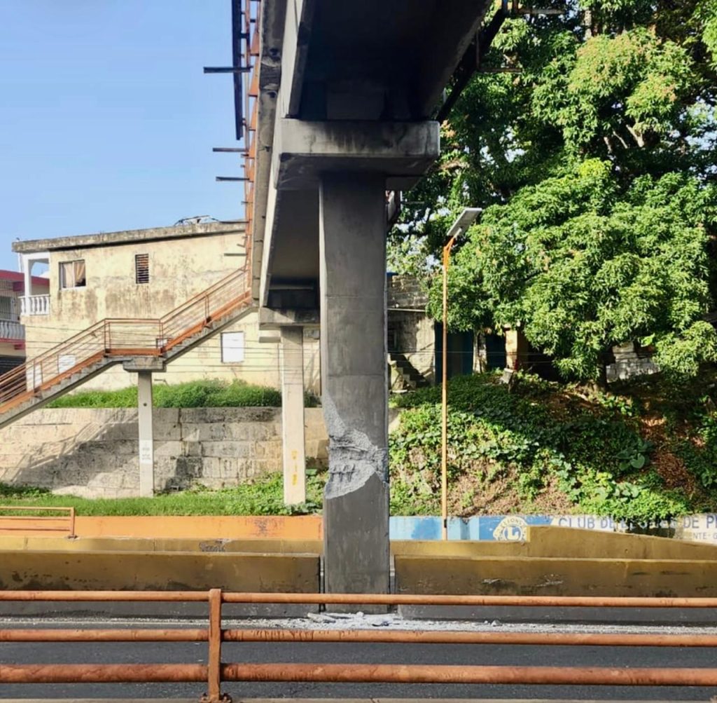 MOPC anuncia interrupción parcial del tránsito en Piedra Blanca por trabajos en puente peatonal