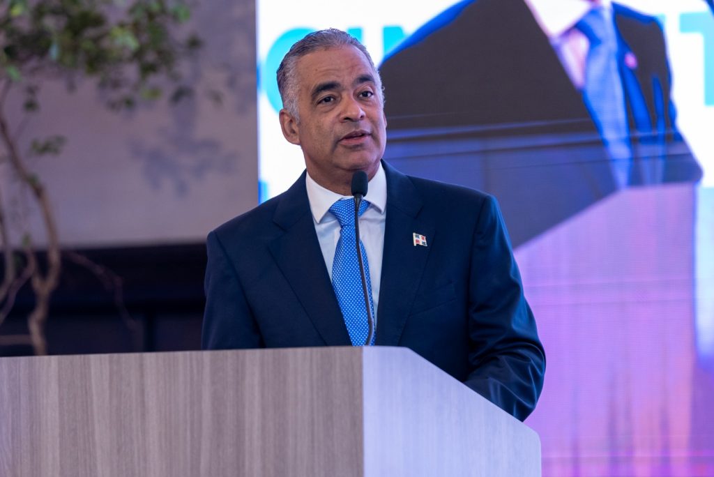 Ministro Joel Santos valora acuerdo con EE.UU. sobre minerales críticos y destaca avances en tierras raras