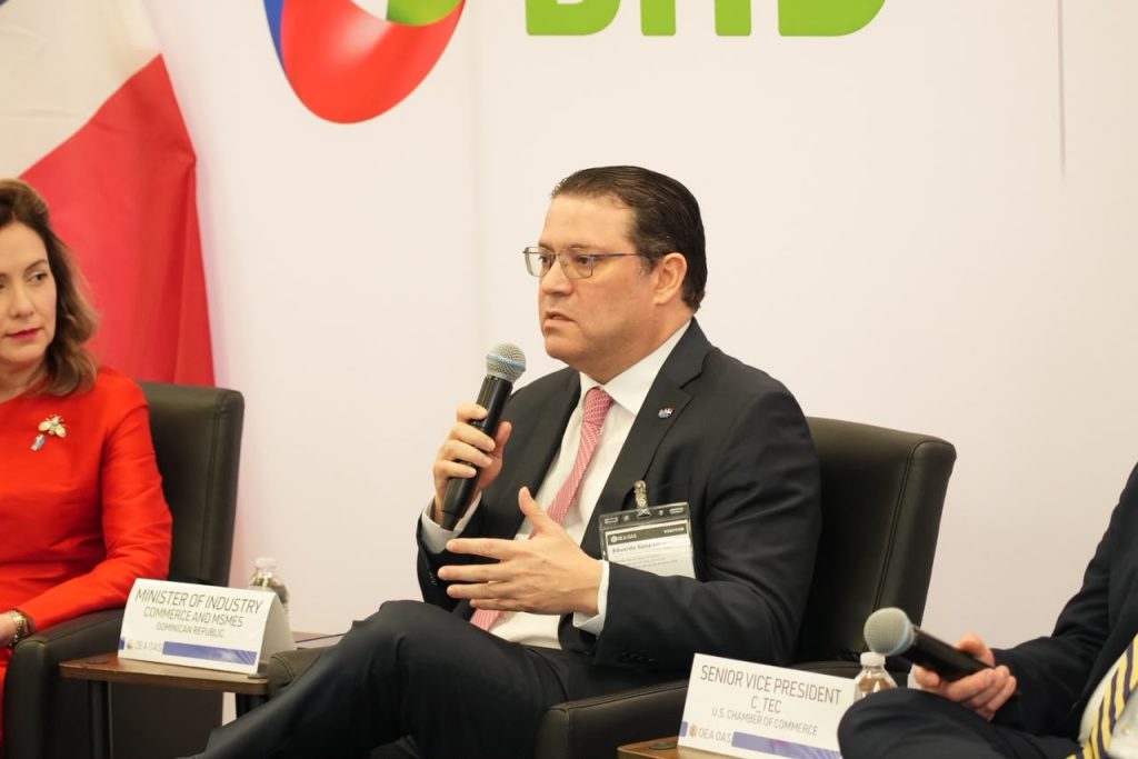 Yayo Sanz Lovatón destaca ante la OEA en Washington el potencial de la IA para las mipymes Yayo Sanz Lovatón