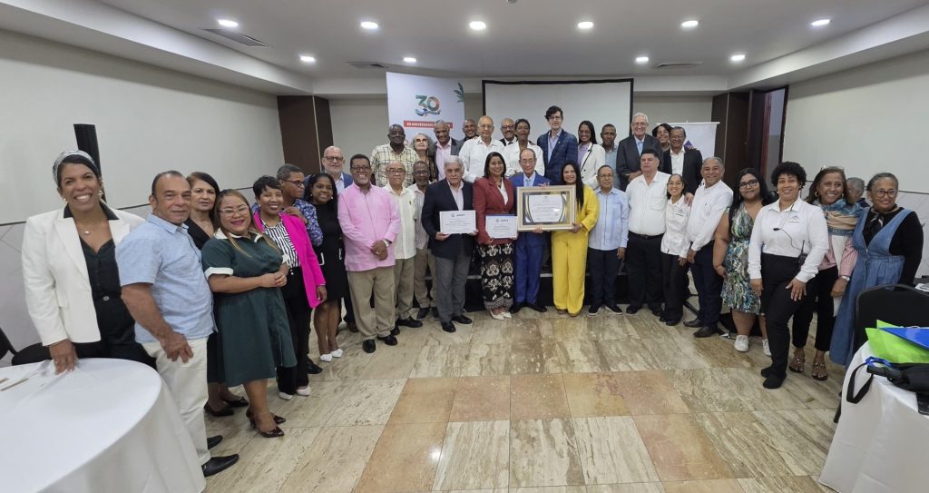 Adompretur impulsa un nuevo rumbo para el periodismo turístico del Caribe y América Latina