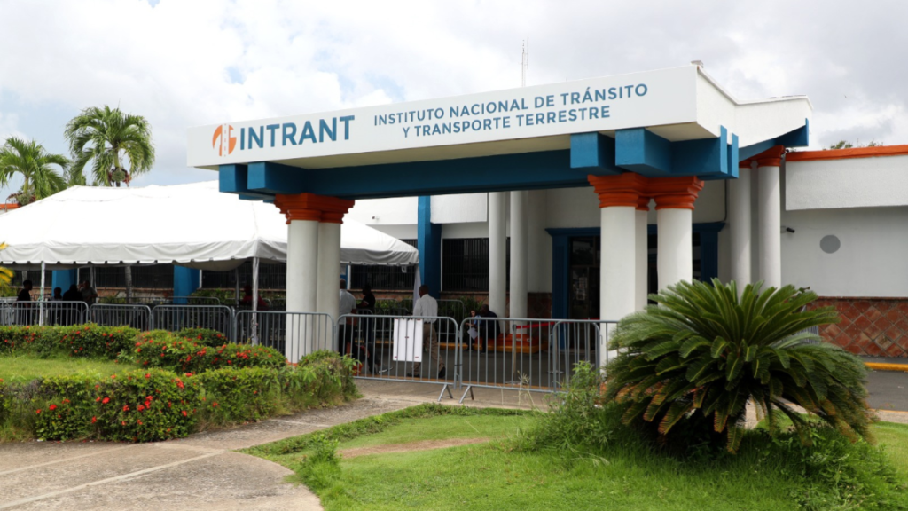 Intrant