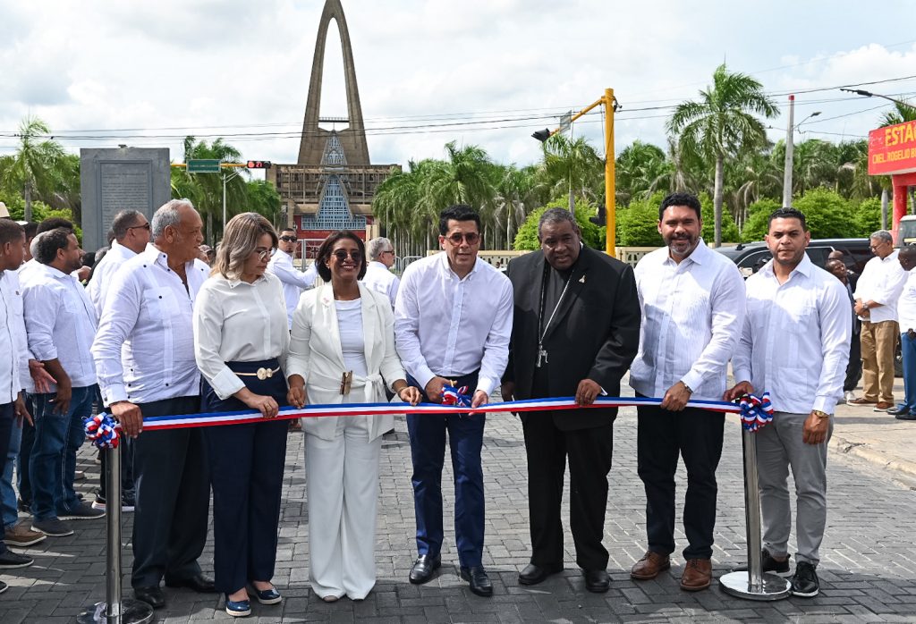 David Collado entrega obras por más de 25 millones en el entorno de la Basílica de Higüey