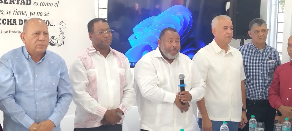 Colmaderos piden a Abinader y la DGII facilidades para implementar la facturación electrónica