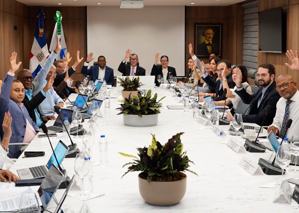 CNSS logra cobertura del 100 % para 13 medicamentos de alto costo mediante el FOMAC medicamentos de alto